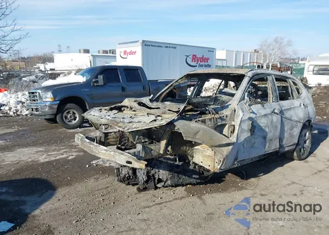 2015 BMW X1 Sdrive28I из США, поврежденный, VIN WBAVM1C57FV315300